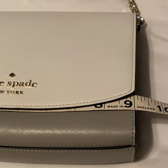 Kate Spade White and Gray Chain Shoulder Bag - Picture 4 of 8